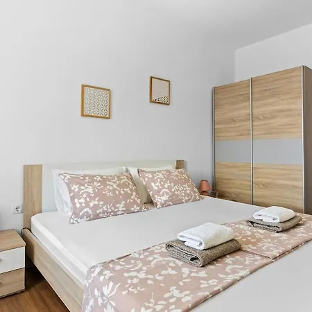 Maritone Holiday home *