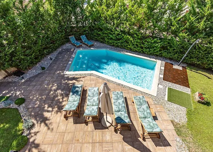 Holiday home Maritone Stokovci